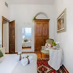 Apartment In With Private Garden