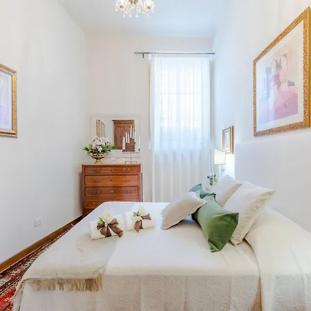 Romantic With Private Garden Lucca