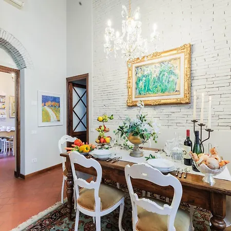 Apartment Romantic With Private Garden Lucca